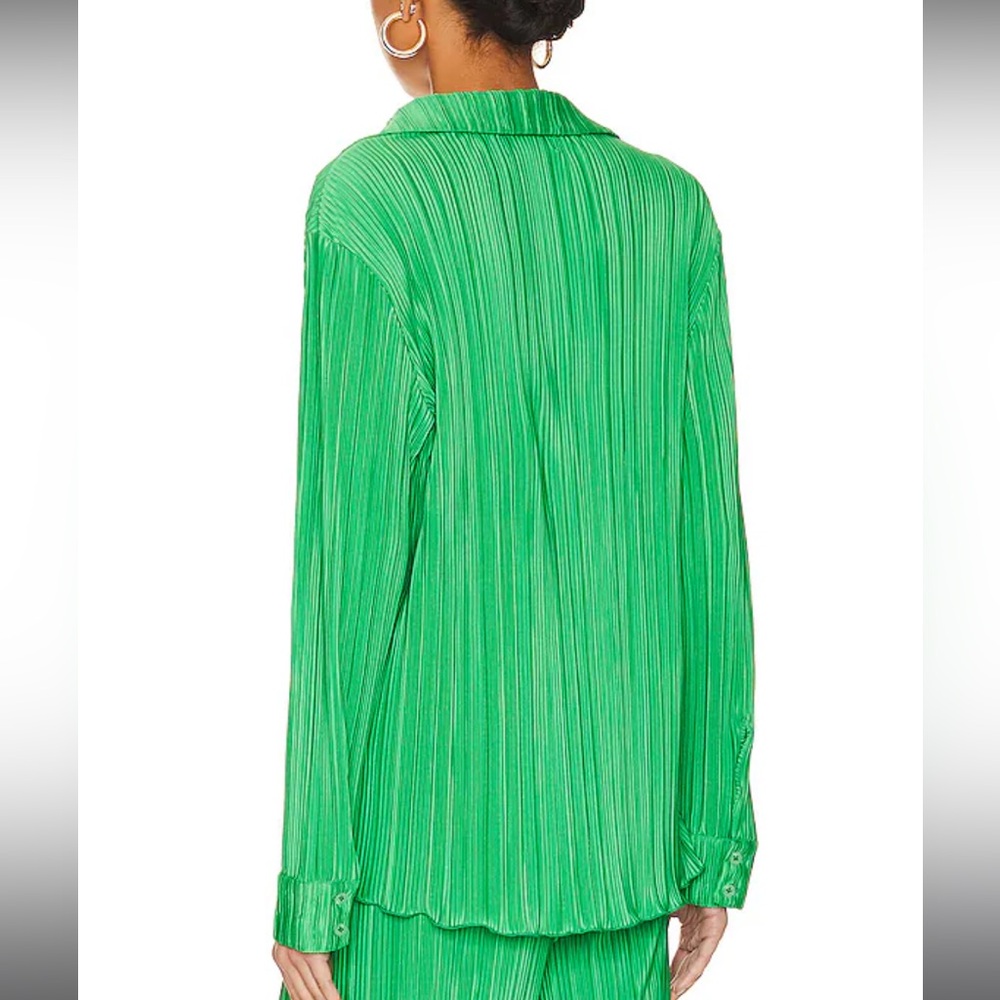 L Space Matching Set! Size M - Like New! - image 4